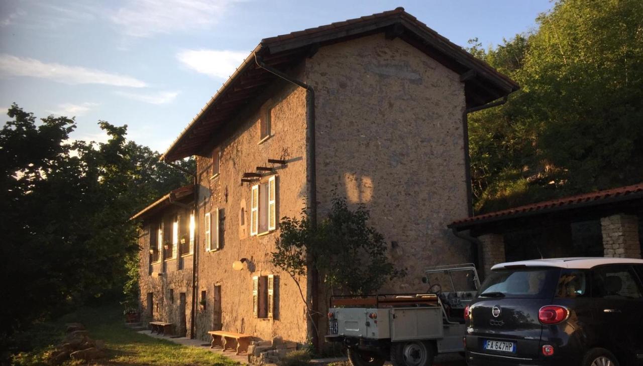 Residenza Cima Le Vigne Bed and Breakfast Millesimo Exteriör bild